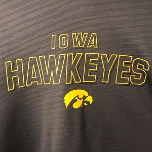 Iowa Hawkeyes - Pullover Sweater - Size L